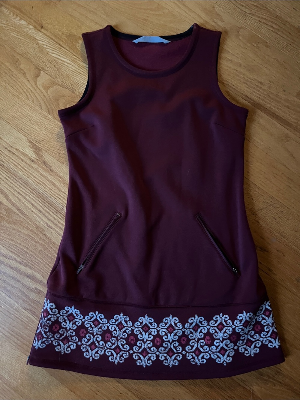 Athleta Burgundy Sleeveless Casual Dress with Embroidered Hem